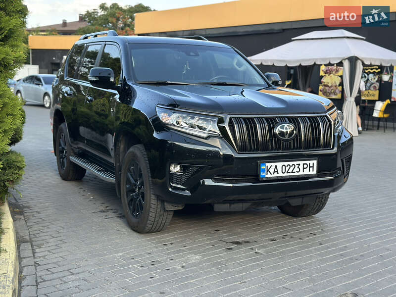 Внедорожник / Кроссовер Toyota Land Cruiser Prado 2022 в Днепре Внедорожник / Кроссовер Toyota Land Cruiser Prado 2022 в Днепре