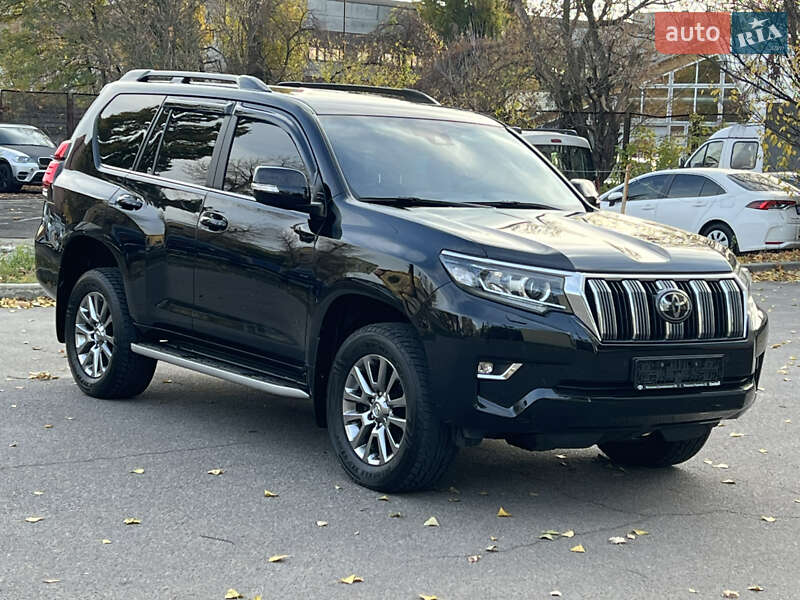 Внедорожник / Кроссовер Toyota Land Cruiser Prado 2018 в Киеве Внедорожник / Кроссовер Toyota Land Cruiser Prado 2018 в Киеве