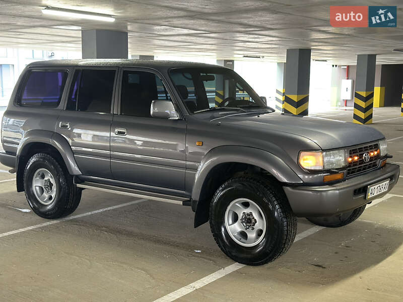 Внедорожник / Кроссовер Toyota Land Cruiser 1997 в Ужгороде