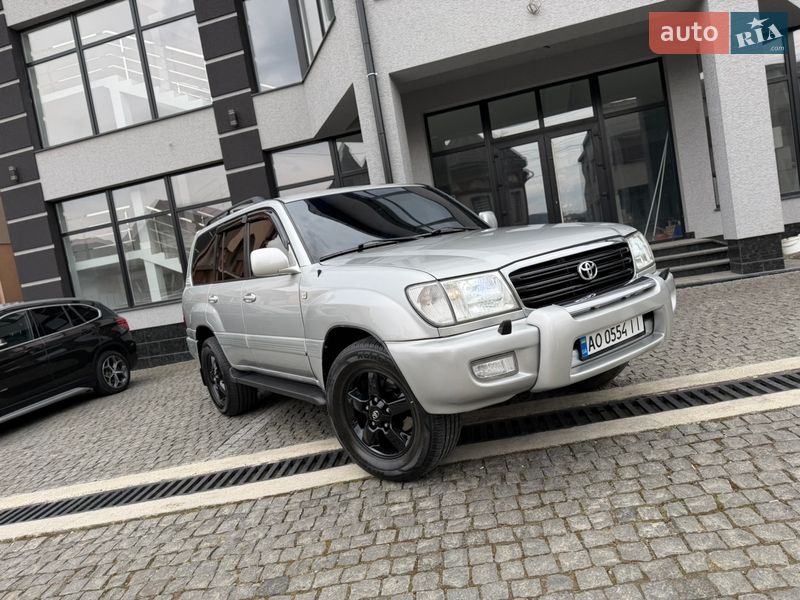 Внедорожник / Кроссовер Toyota Land Cruiser 2003 в Тячеве