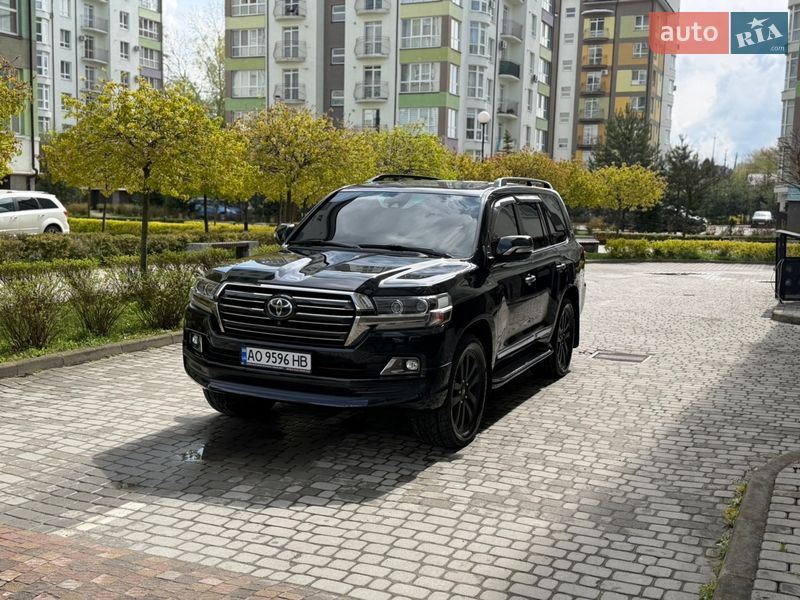 Внедорожник / Кроссовер Toyota Land Cruiser 2018 в Ивано-Франковске