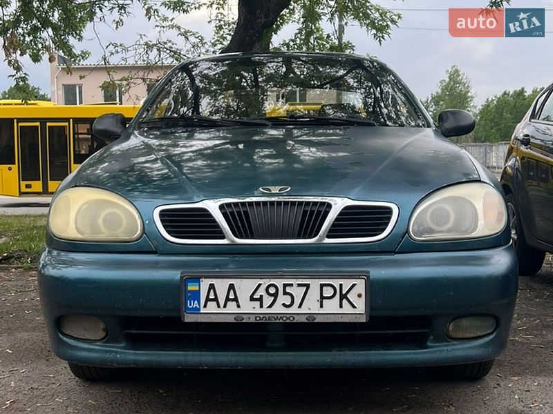 Седан Daewoo Lanos 2003 в Киеве