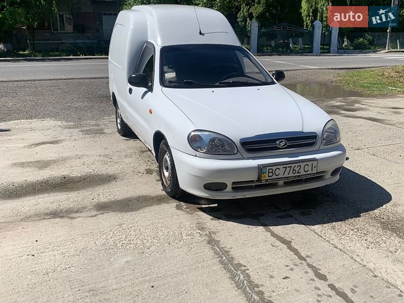 Седан Daewoo Lanos 2011 в Жидачове