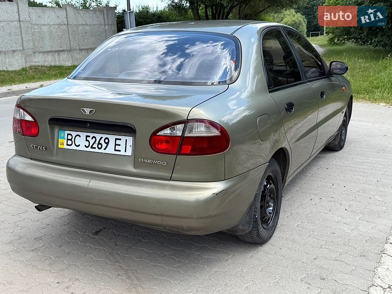 Седан Daewoo Lanos 2003 в Львове