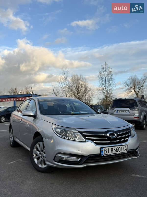 Седан Renault Latitude 2015 в Софіївській Борщагівці