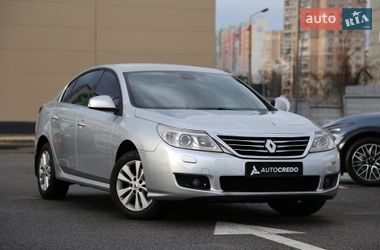 Седан Renault Latitude 2013 в Киеве Седан Renault Latitude 2013 в Киеве