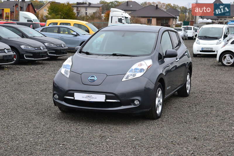 Хэтчбек Nissan Leaf 2013 в Луцке Хэтчбек Nissan Leaf 2013 в Луцке