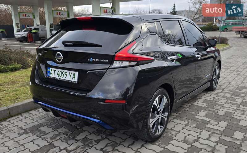 Хэтчбек Nissan Leaf 2018 в Ивано-Франковске