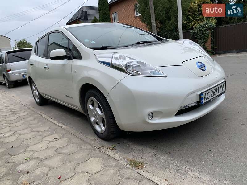 Хэтчбек Nissan Leaf 2017 в Ковеле