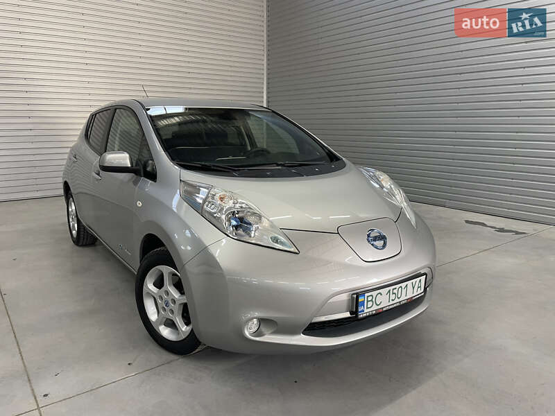 Хэтчбек Nissan Leaf 2013 в Стрые
