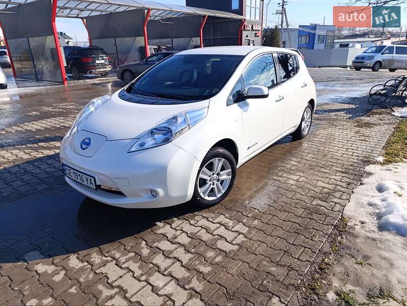 Хэтчбек Nissan Leaf 2013 в Черновцах Хэтчбек Nissan Leaf 2013 в Черновцах
