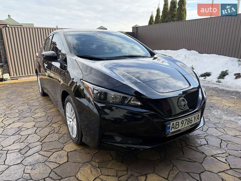 Хэтчбек Nissan Leaf 2023 в Виннице