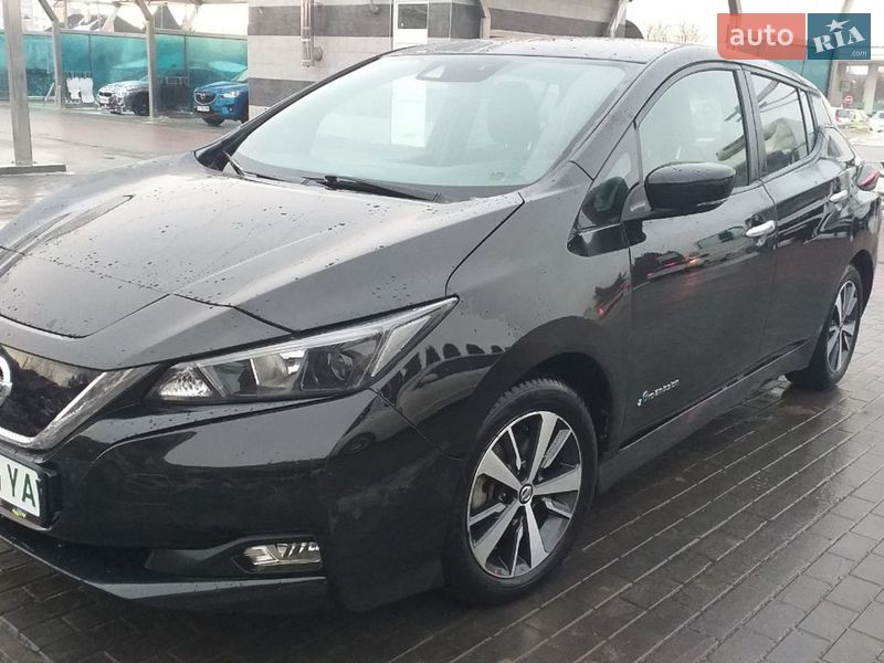 Хэтчбек Nissan Leaf 2018 в Луцке