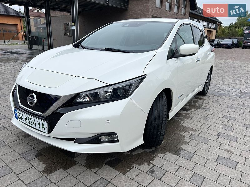 Хетчбек Nissan Leaf 2020 в Рівному