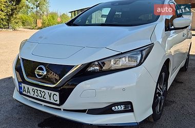 Хэтчбек Nissan Leaf 2019 в Шаргороде