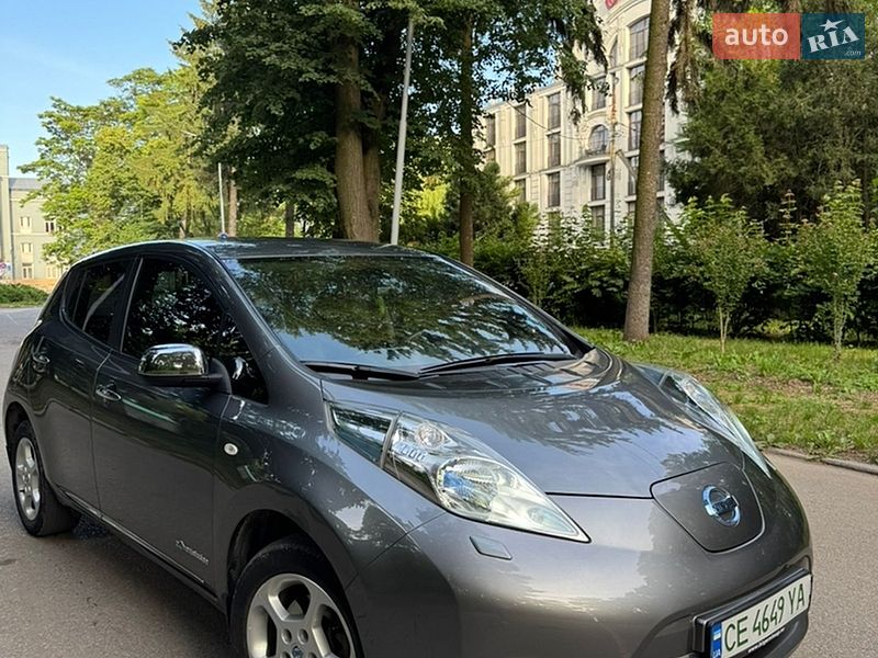 Хэтчбек Nissan Leaf 2014 в Черновцах Хэтчбек Nissan Leaf 2014 в Черновцах
