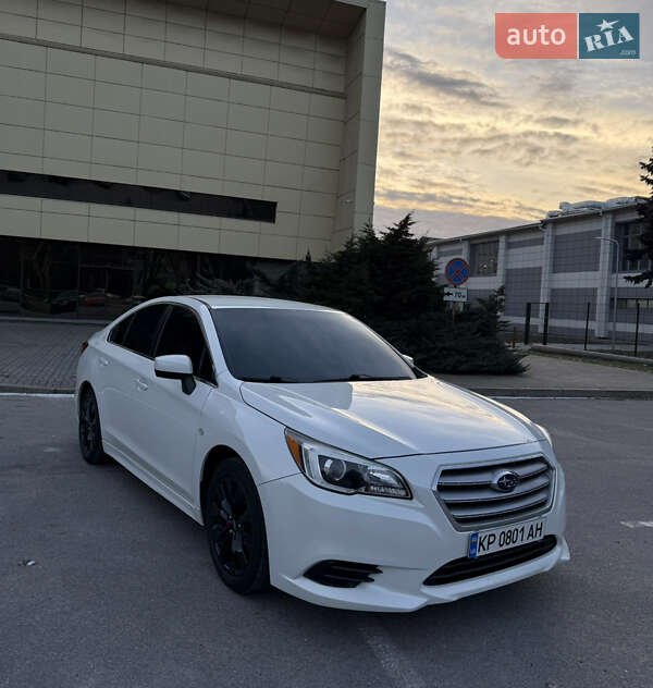 Седан Subaru Legacy 2015 в Киеве