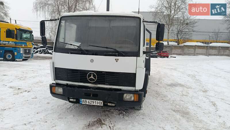 Эвакуатор Mercedes-Benz LK-Series 1995 в Виннице Эвакуатор Mercedes-Benz LK-Series 1995 в Виннице