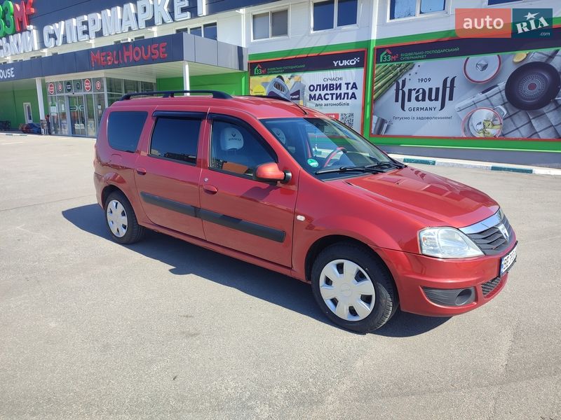 Универсал Dacia Logan MCV 2011 в Долинской