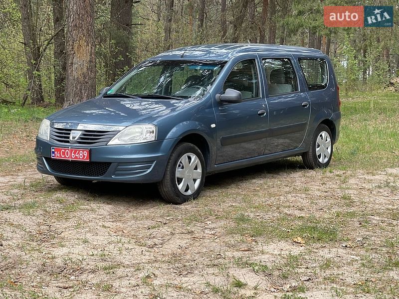 Универсал Dacia Logan MCV 2010 в Чернигове