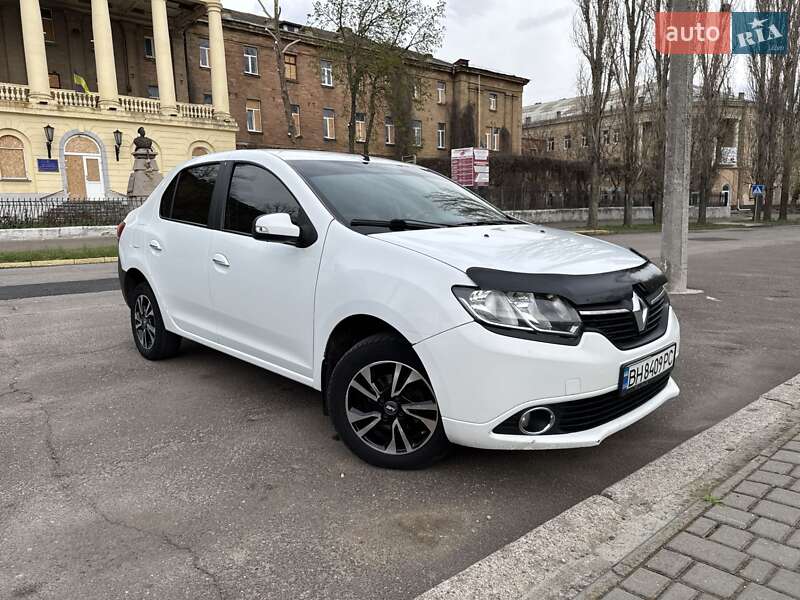 Седан Renault Logan 2013 в Николаеве Седан Renault Logan 2013 в Николаеве