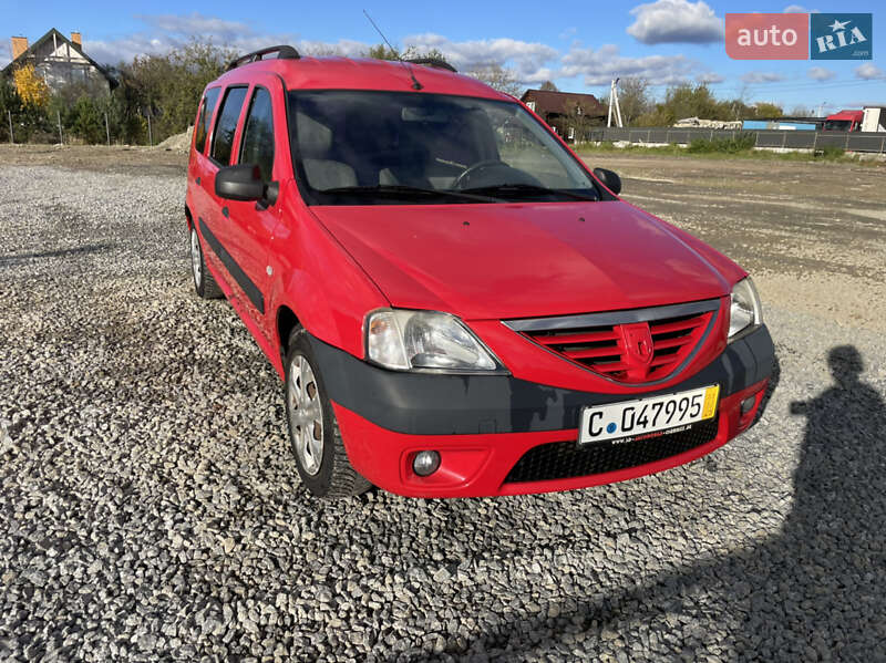Седан Dacia Logan 2007 в Львові
