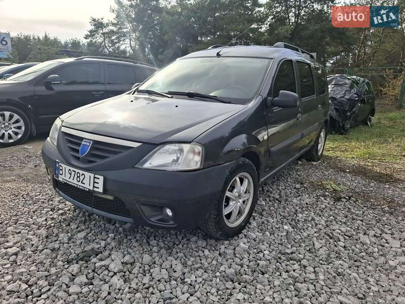 Седан Dacia Logan 2007 в Каменском Седан Dacia Logan 2007 в Каменском