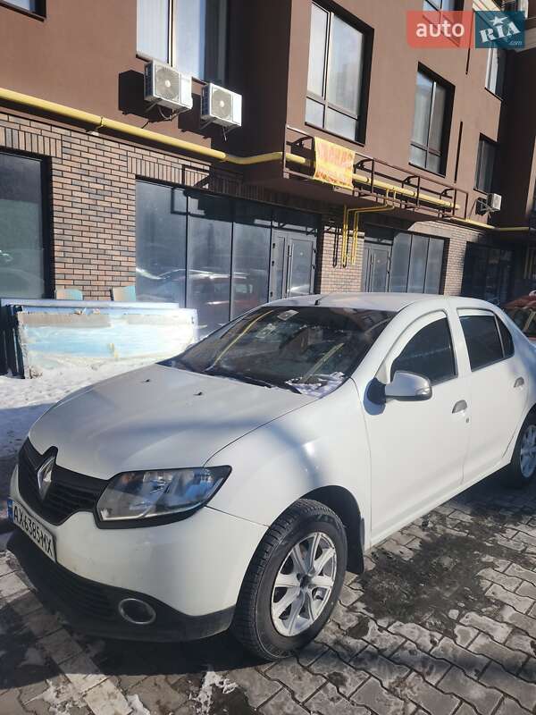 Седан Renault Logan 2013 в Киеве