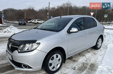 Седан Renault Logan 2013 в Львові
