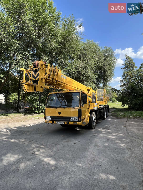 Автокран ChangJiang LT 2007 в Каменском Автокран ChangJiang LT 2007 в Каменском