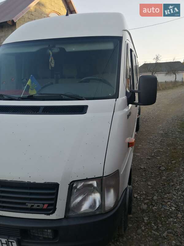 Мікроавтобус Volkswagen LT 2002 в Ужгороді
