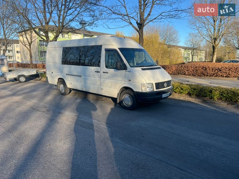 Грузопассажирский фургон Volkswagen LT 2006 в Умани