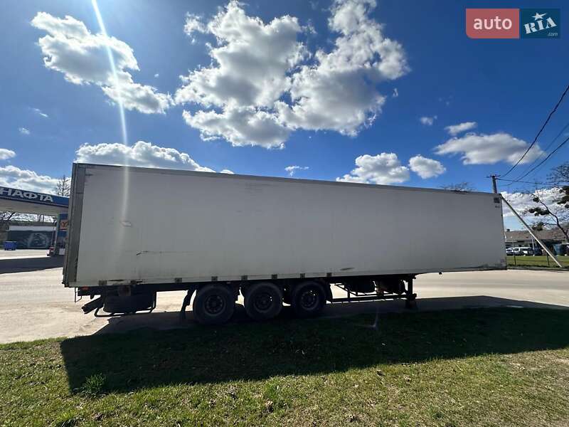 Рефрижератор Lamberet LVFS 1990 в Львове