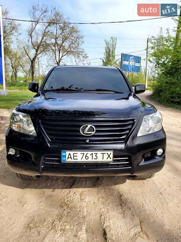 Внедорожник / Кроссовер Lexus LX 2010 в Кривом Роге