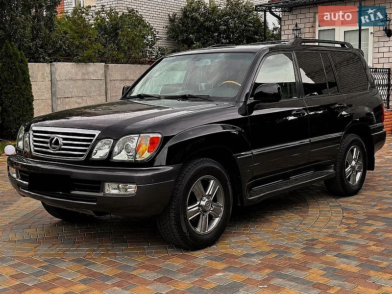 Внедорожник / Кроссовер Lexus LX 2005 в Ужгороде