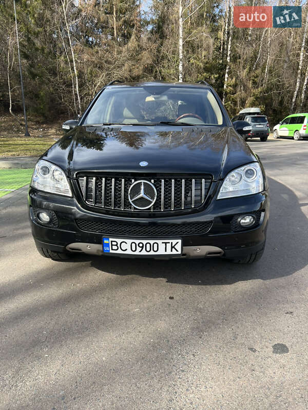 Внедорожник / Кроссовер Mercedes-Benz M-Class 2006 в Сколе