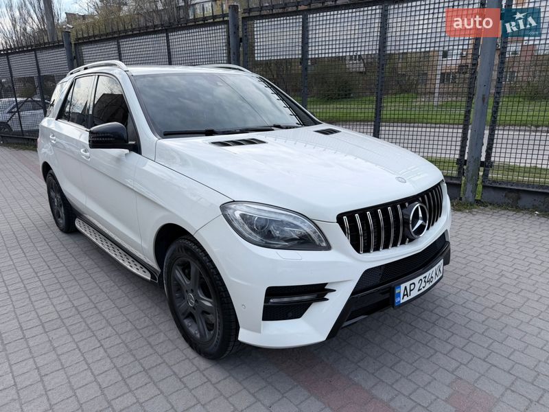 Позашляховик / Кросовер Mercedes-Benz M-Class 2012 в Запоріжжі