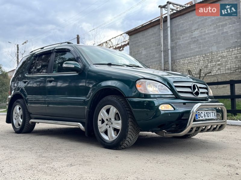 Позашляховик / Кросовер Mercedes-Benz M-Class 2004 в Рівному