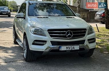 Позашляховик / Кросовер Mercedes-Benz M-Class 2011 в Нетішині Позашляховик / Кросовер Mercedes-Benz M-Class 2011 в Нетішині