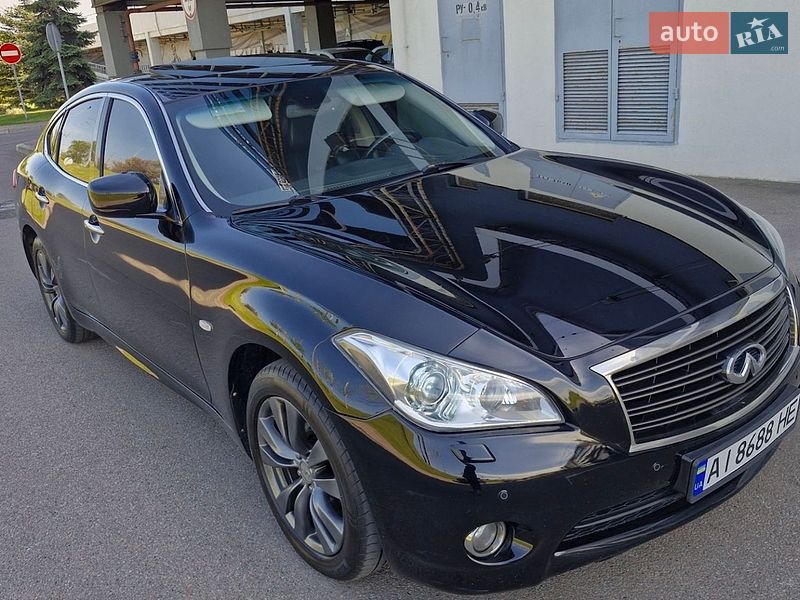 Седан Infiniti M37 2012 в Киеве