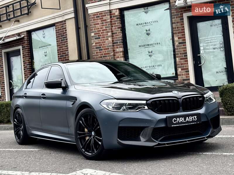 Седан BMW M5 2018 в Киеве