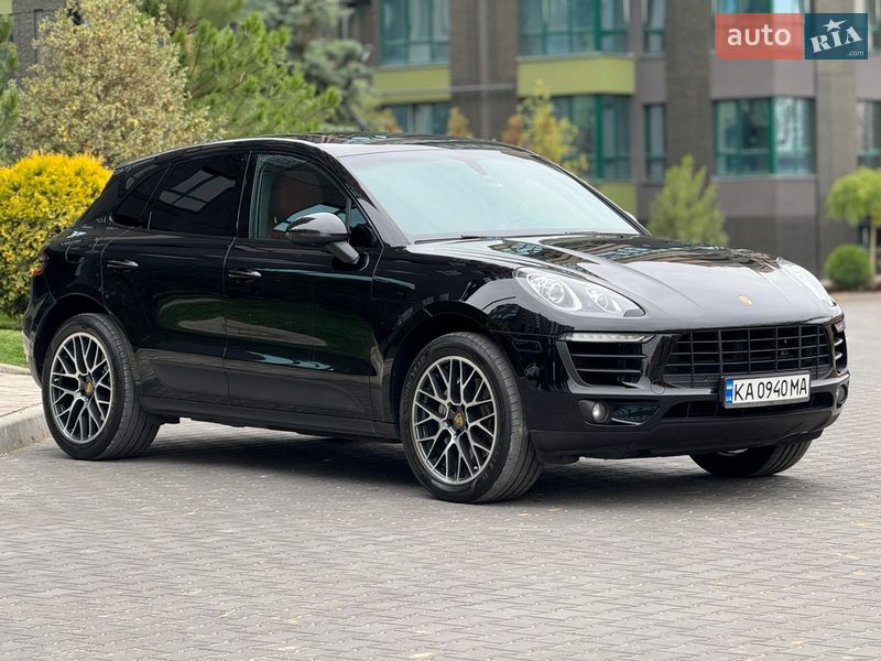 Внедорожник / Кроссовер Porsche Macan 2015 в Киеве
