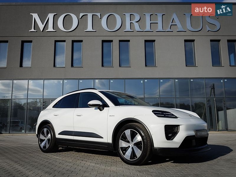Внедорожник / Кроссовер Porsche Macan 2024 в Черновцах