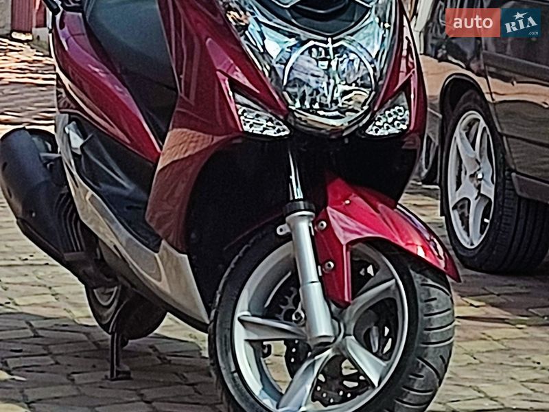 Максі-скутер Yamaha Majesty 2014 в Білгороді-Дністровському
