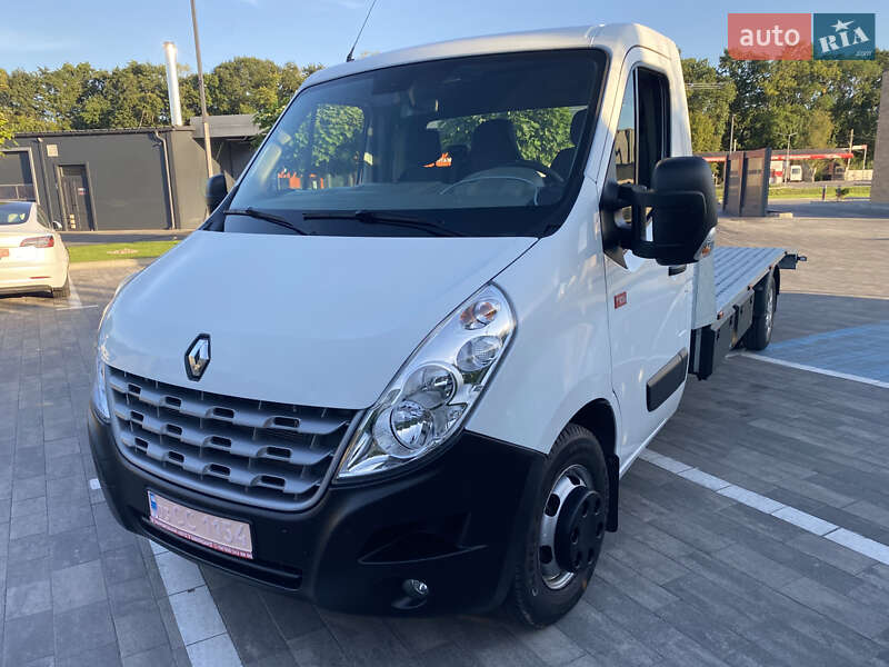 Эвакуатор Renault Master 2017 в Луцке
