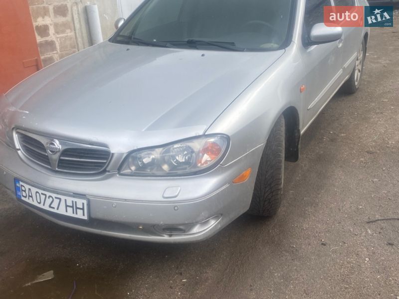Седан Nissan Maxima 2002 в Желтых Водах