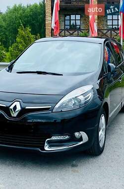 Универсал Renault Megane Scenic 2015 в Ромнах