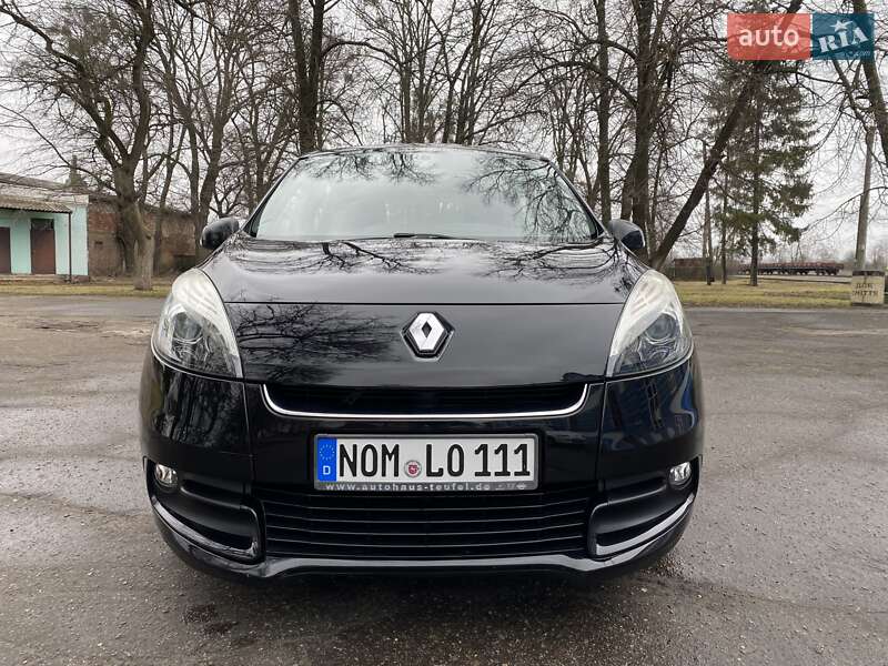 Минивэн Renault Megane Scenic 2012 в Лебедине