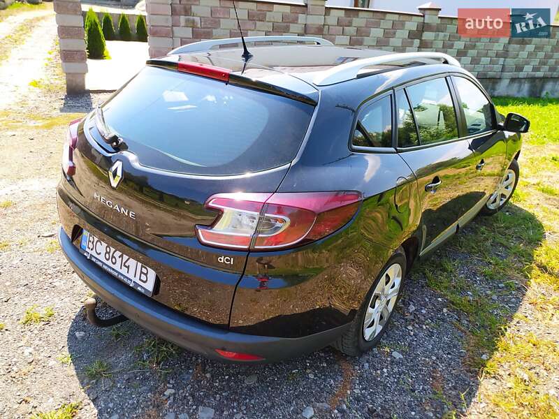 Универсал Renault Megane 2009 в Городке