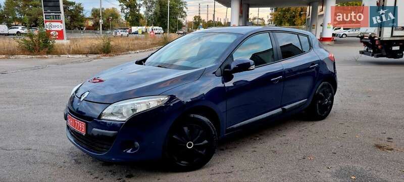 Хэтчбек Renault Megane 2010 в Днепре Хэтчбек Renault Megane 2010 в Днепре